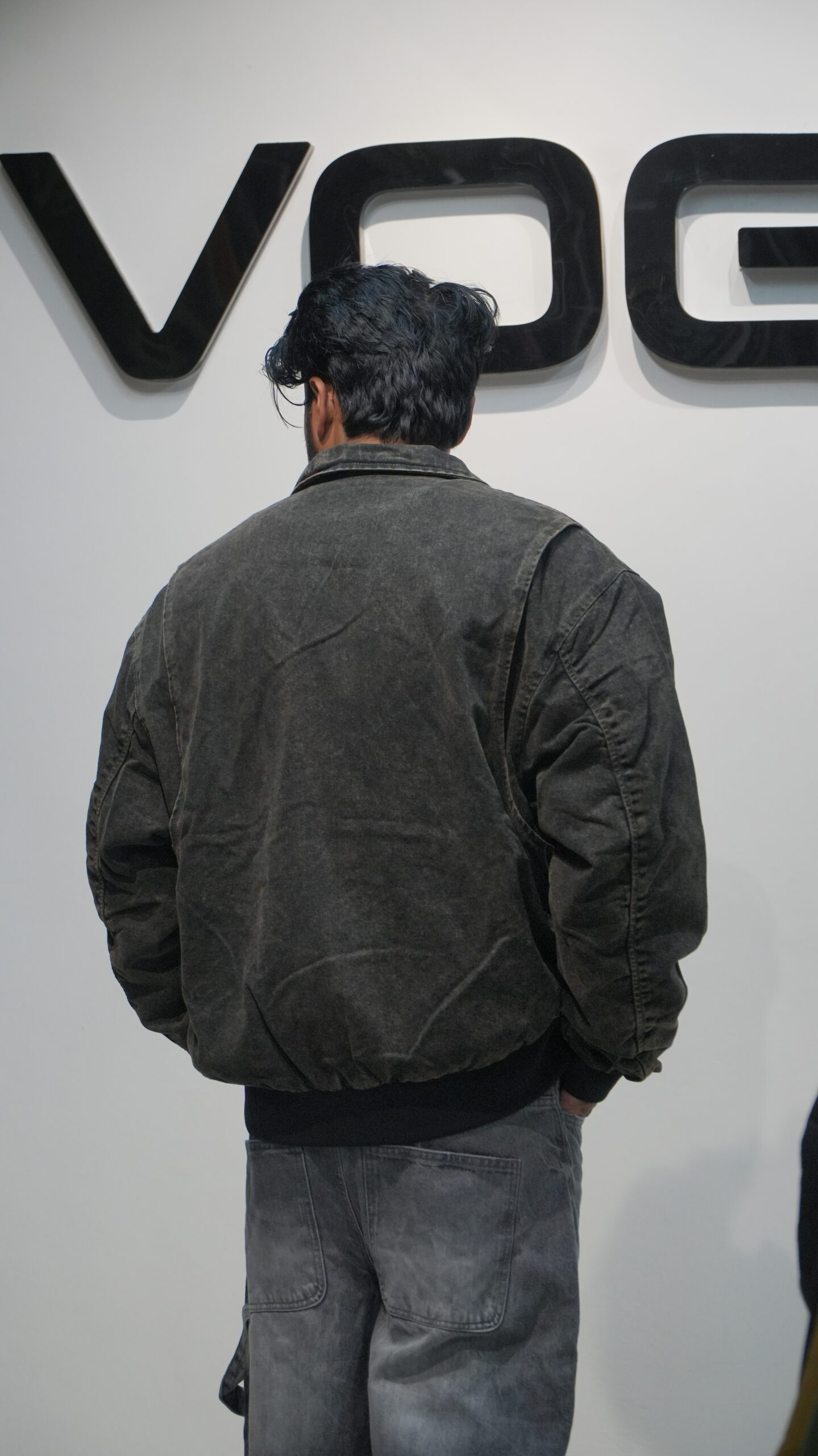 The Winter Trucker: Heavyweight Sherpa-Lined Denim Jacket - Image 3