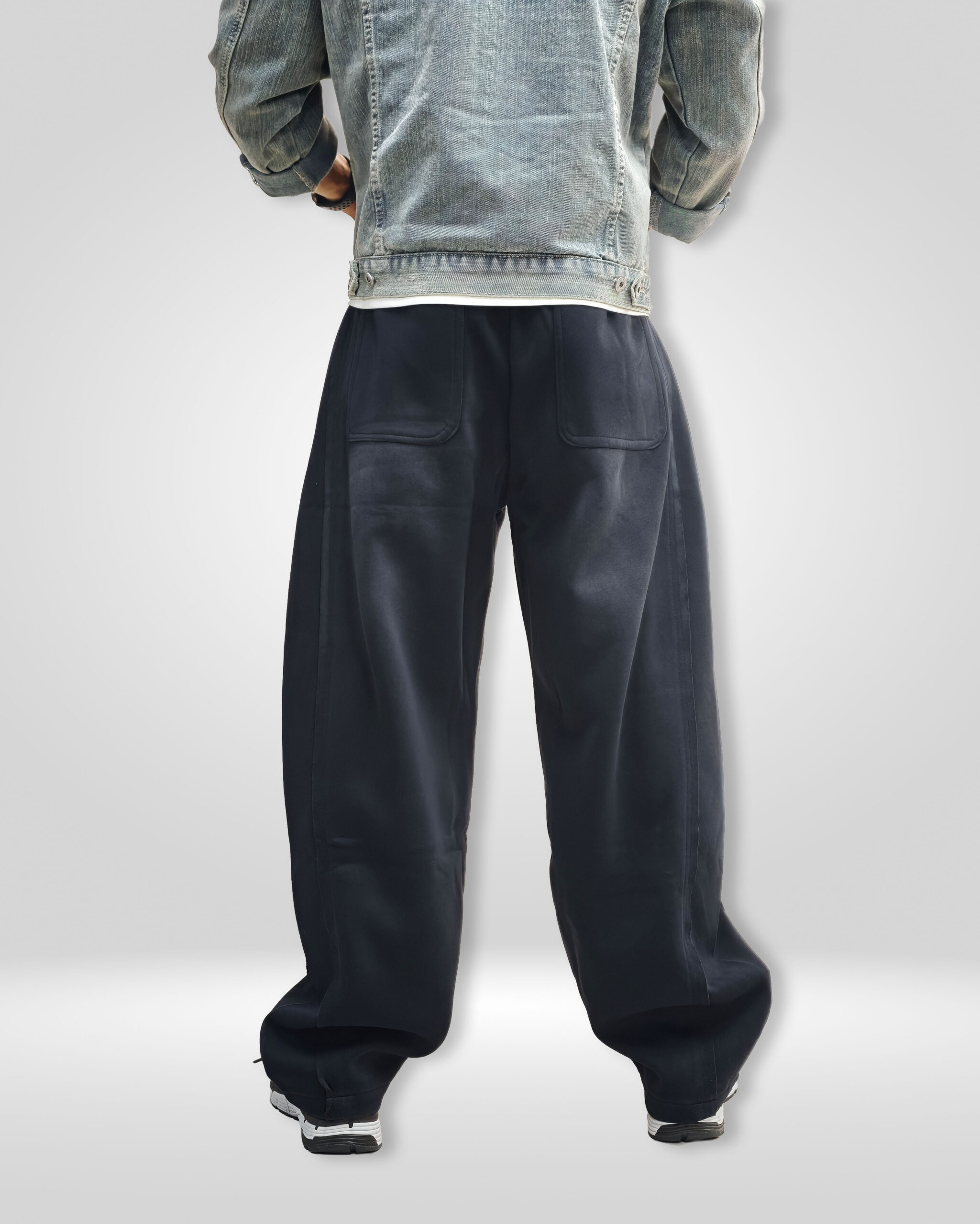 Rumore Essential Wide-Leg Sweatpants - Image 2