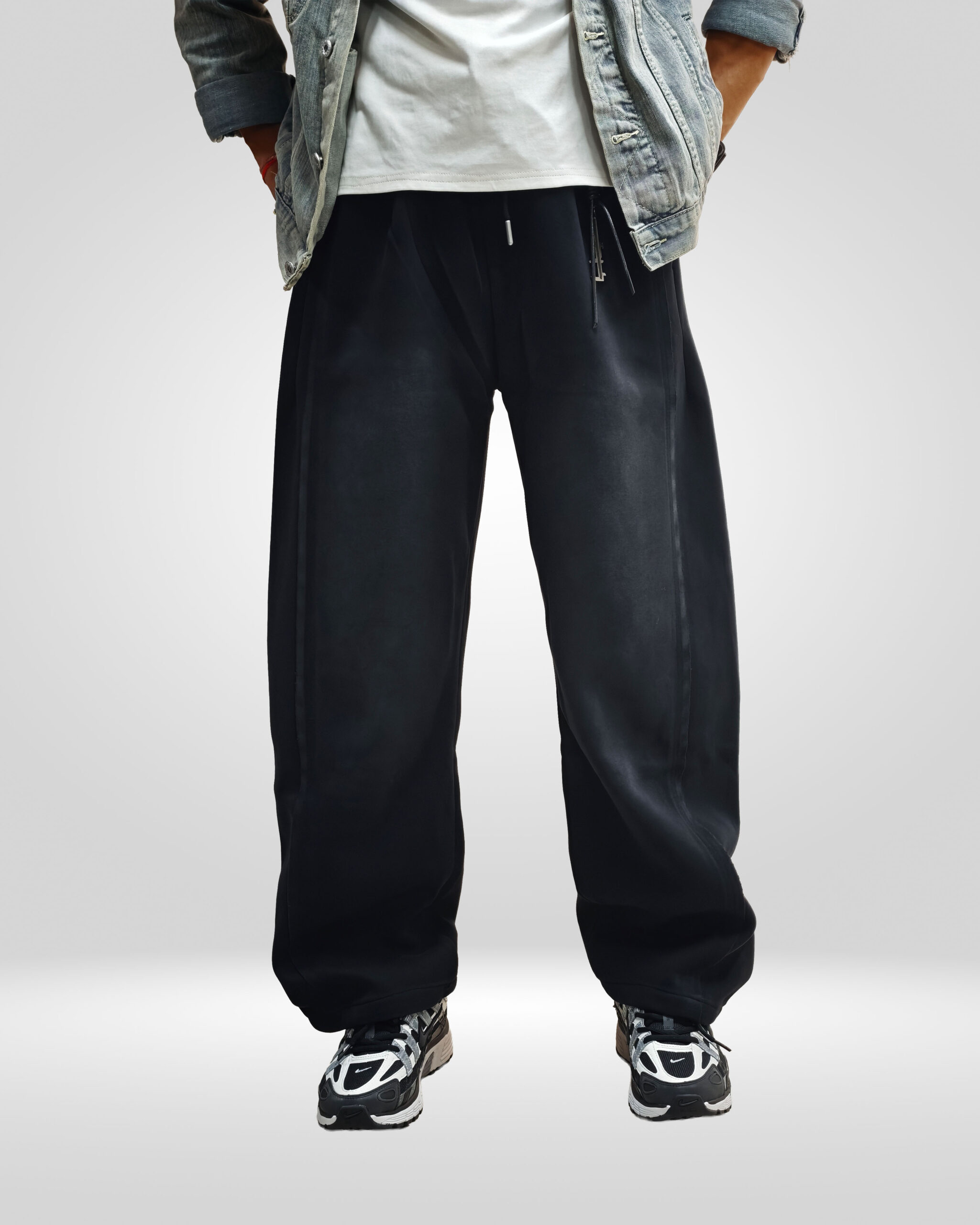 Rumore Essential Wide-Leg Sweatpants - Image 3