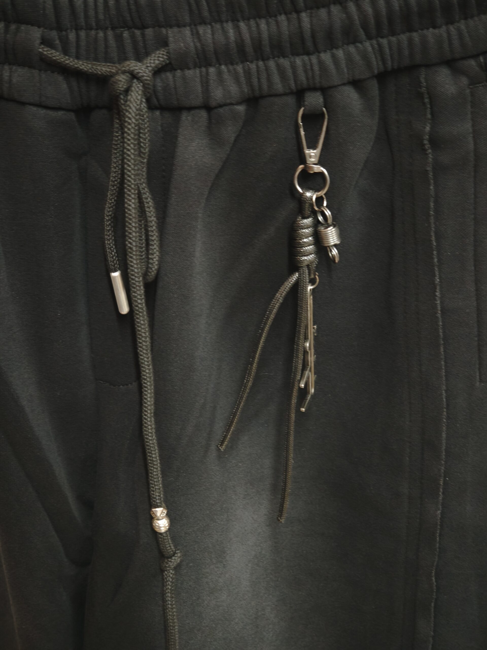 Rumore Essential Wide-Leg Sweatpants - Image 11